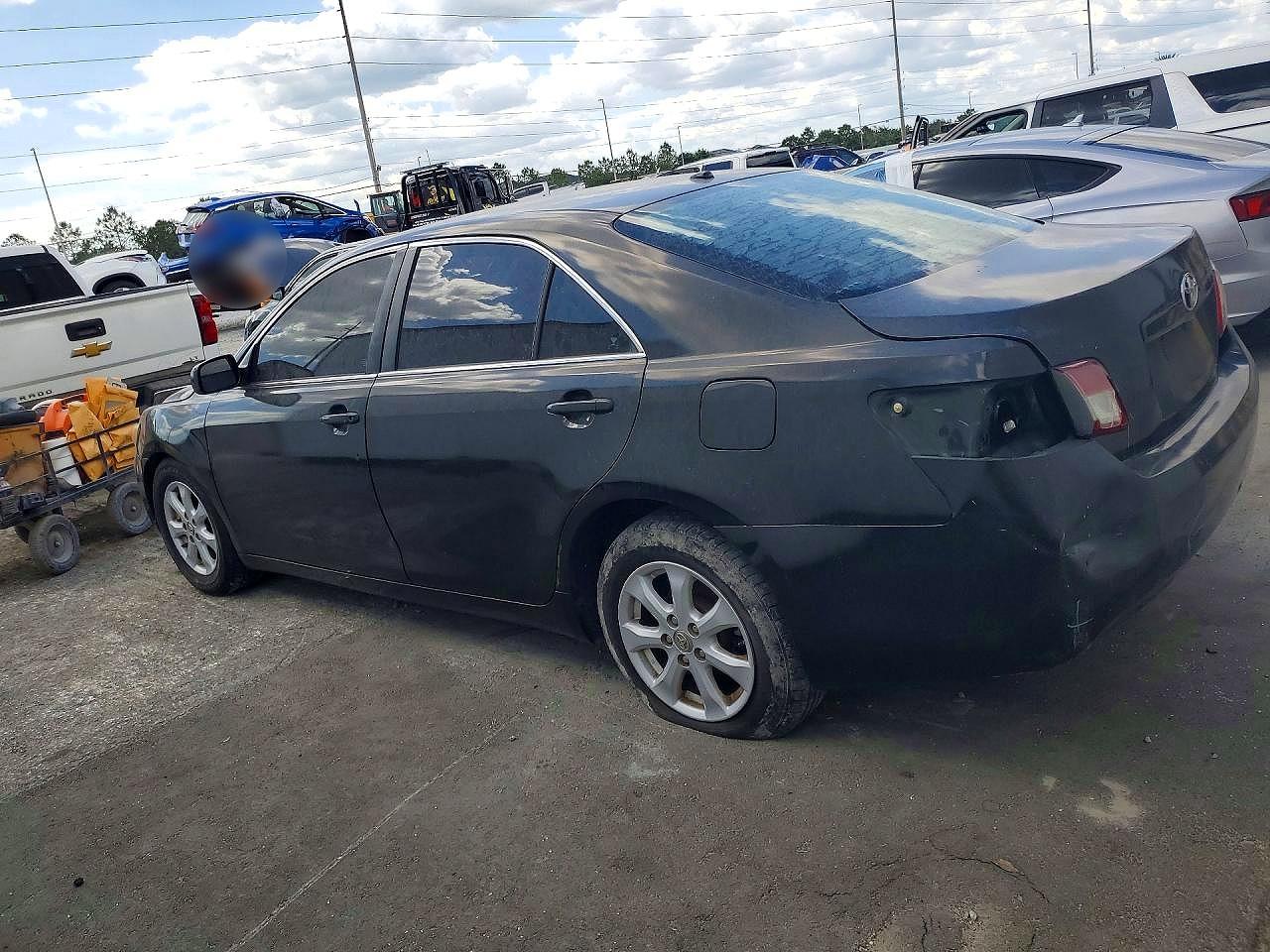 2011 TOYOTA CAMRY