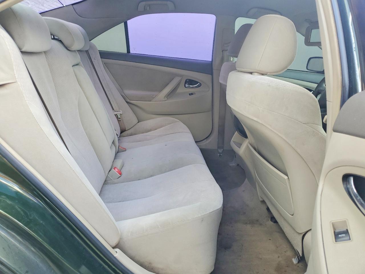 2011 TOYOTA CAMRY