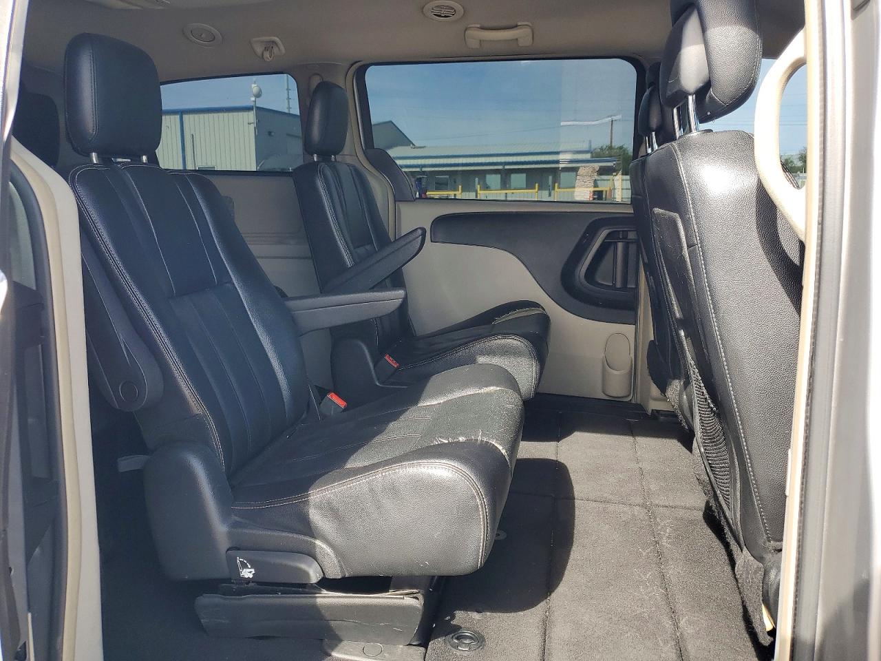 2014 CHRYSLER MINIVAN