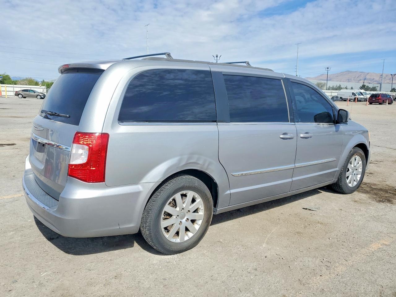2014 CHRYSLER MINIVAN