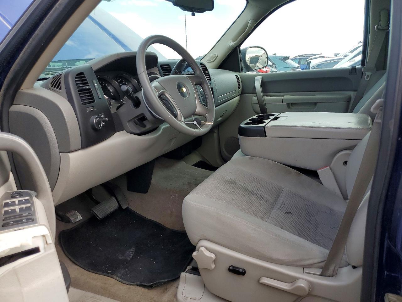 2013 CHEVROLET SILVERADO