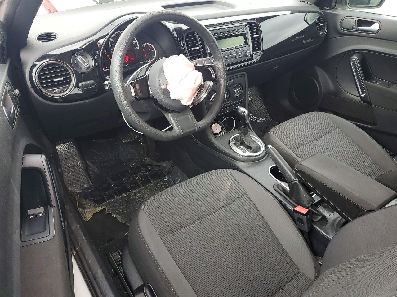 2014 VOLKSWAGEN BEETLE