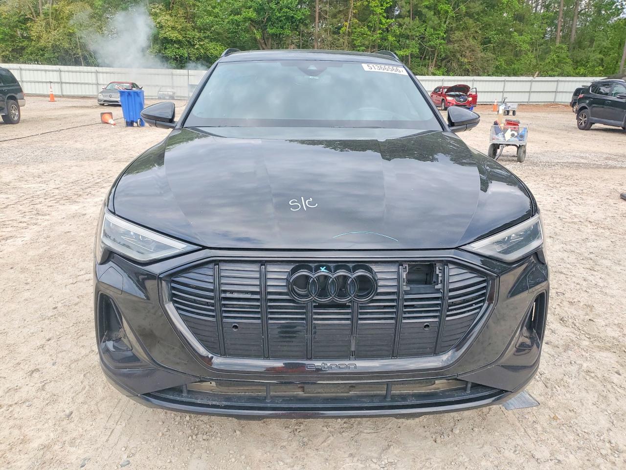 2022 AUDI E-TRON