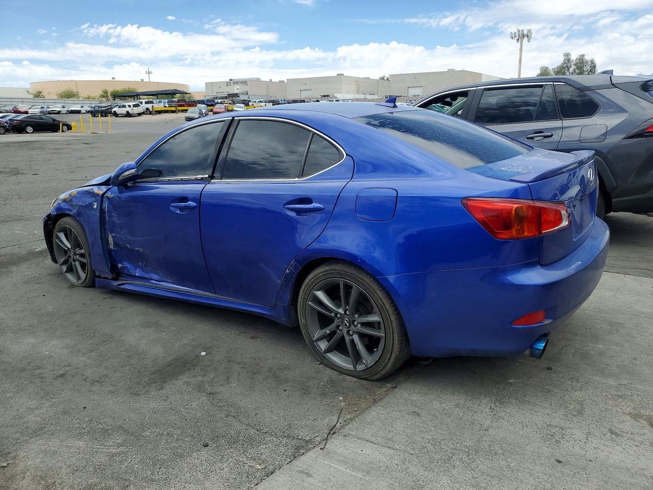 2011 LEXUS IS