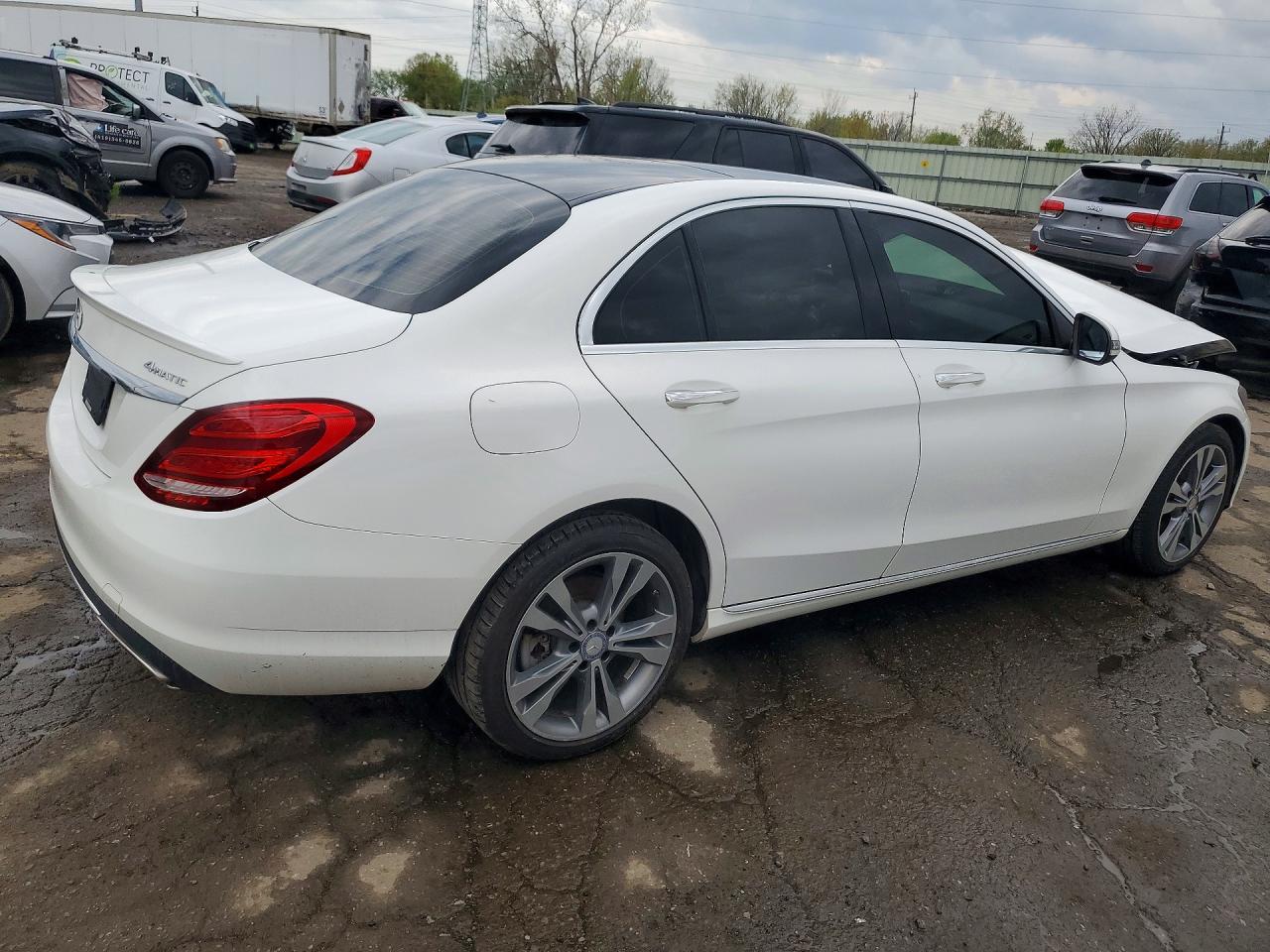 2017 MERCEDES-BENZ C-CLASS