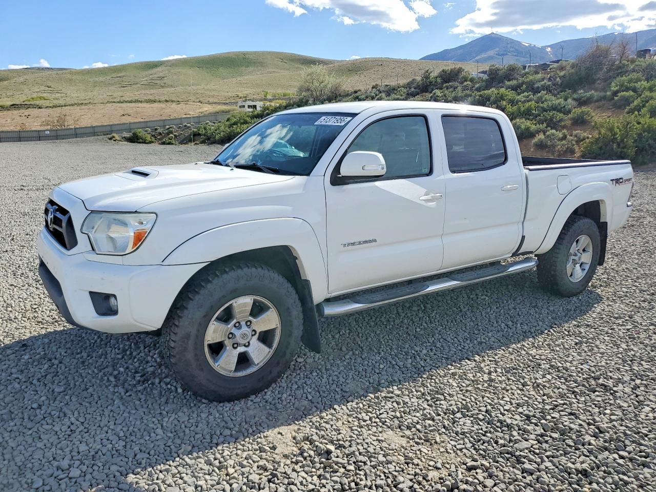 2015 TOYOTA TACOMA