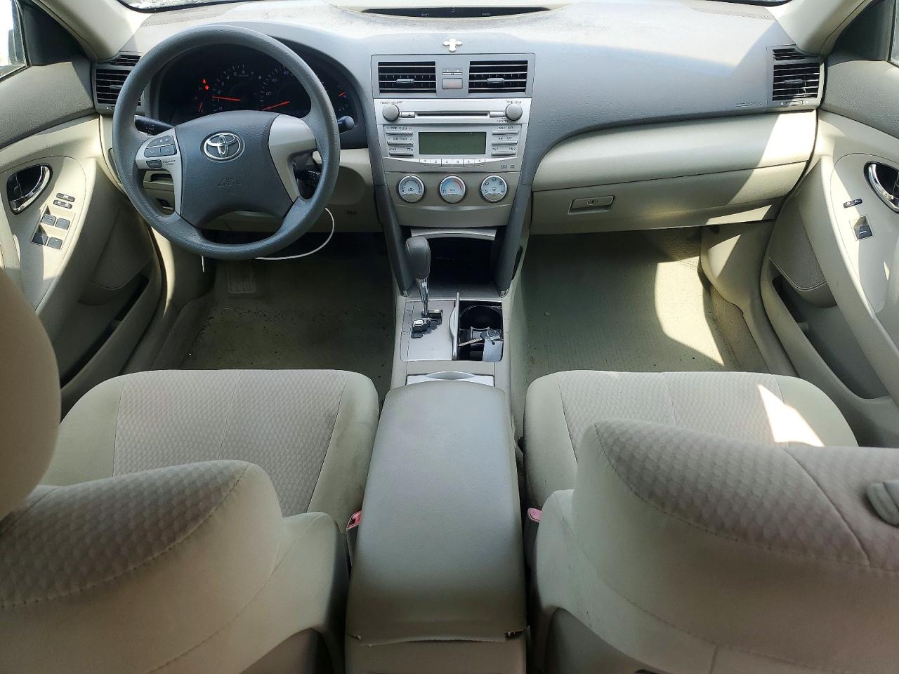 2011 TOYOTA CAMRY
