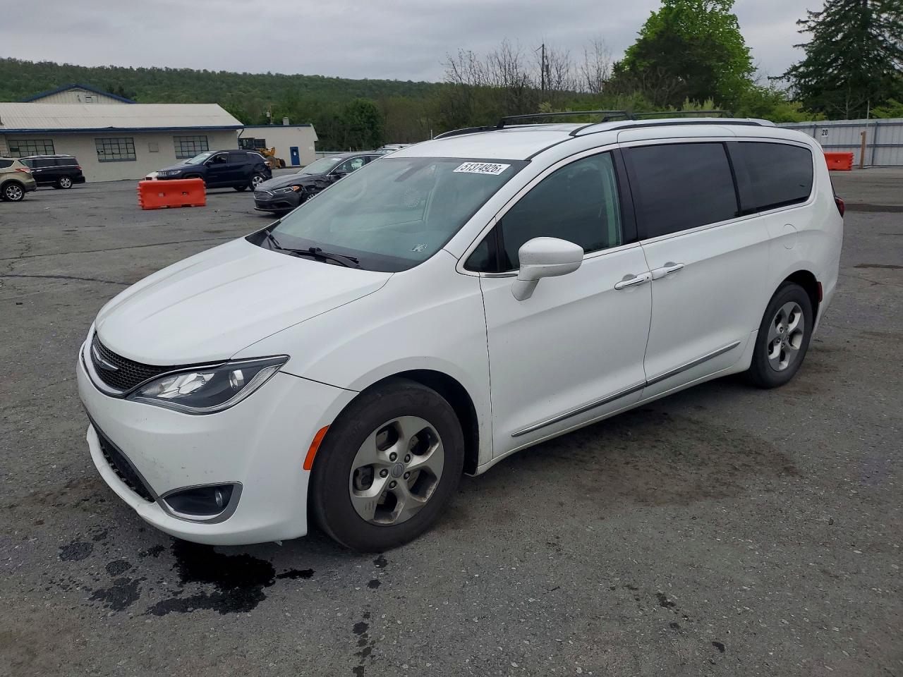 2017 CHRYSLER PACIFICA