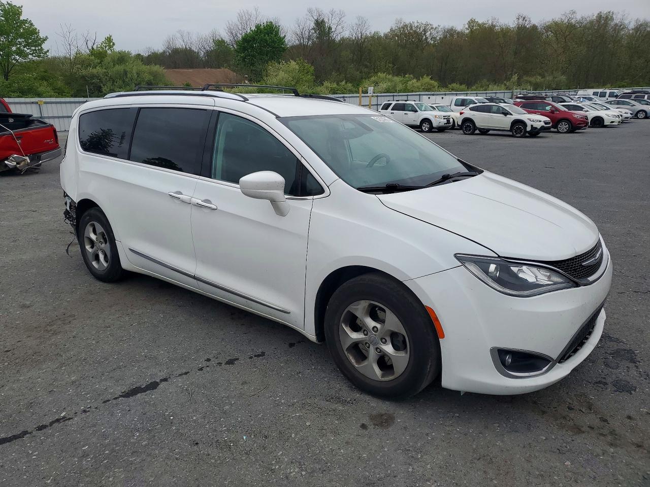 2017 CHRYSLER PACIFICA