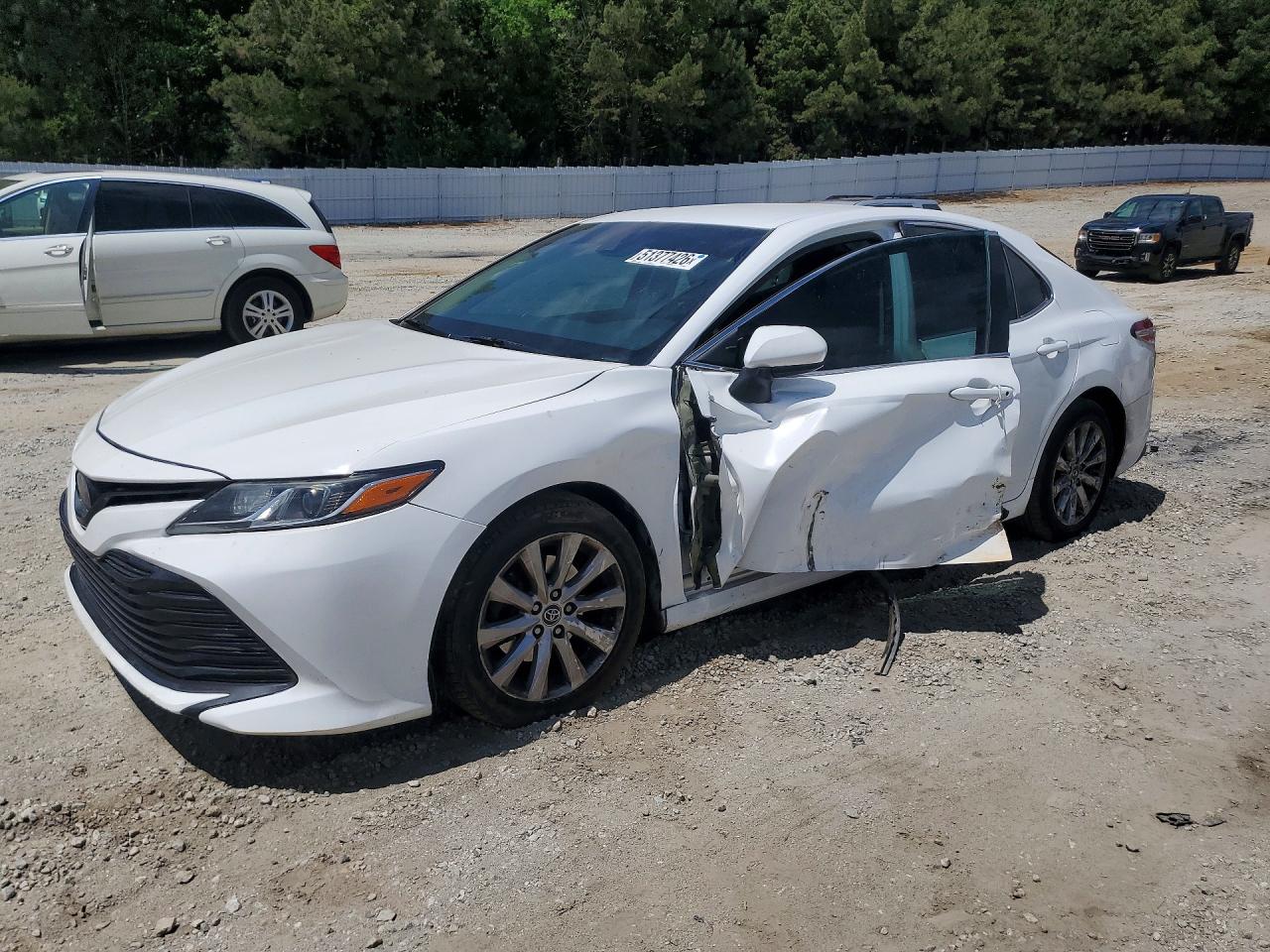 2018 TOYOTA CAMRY
