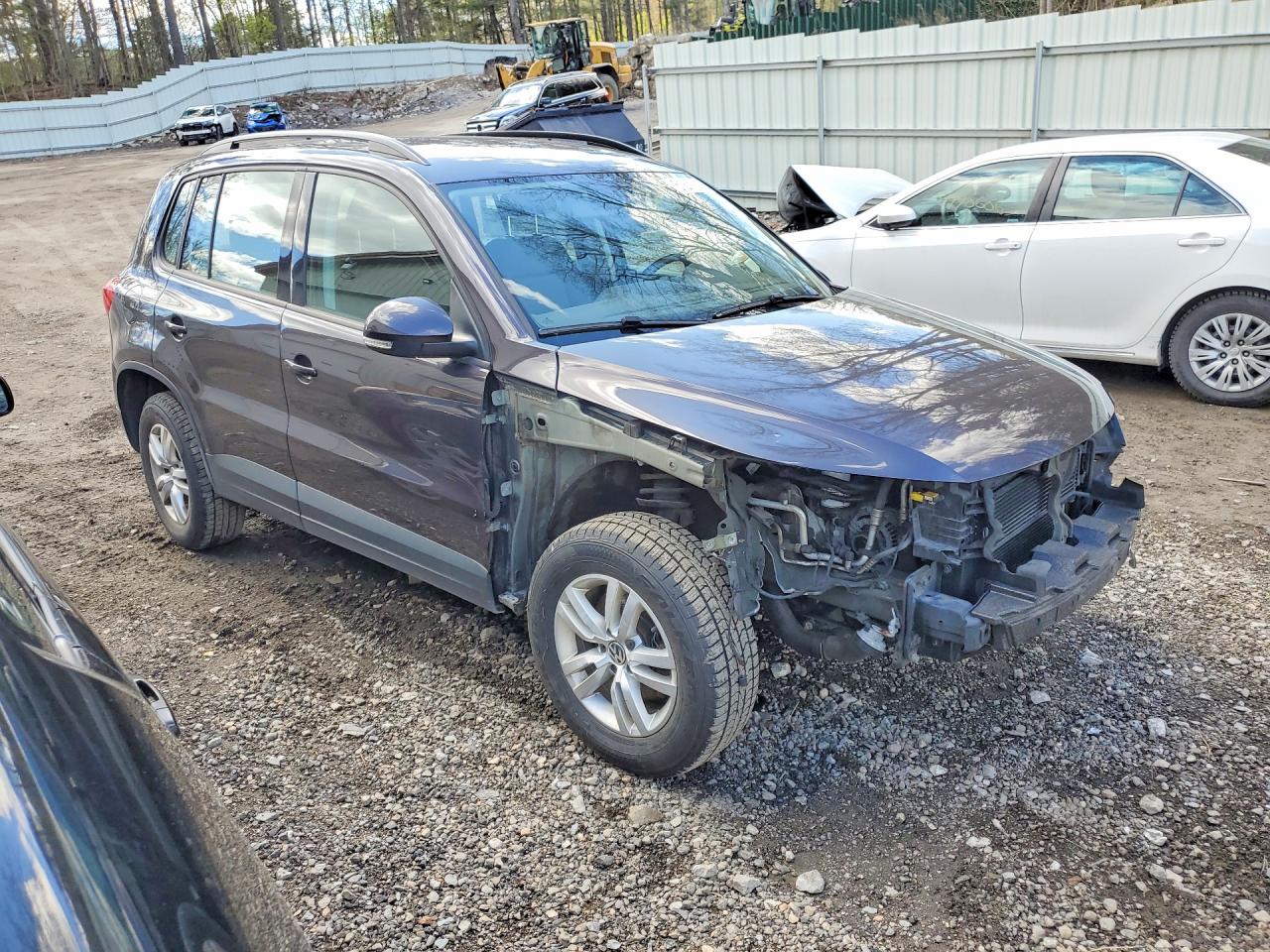 2016 VOLKSWAGEN TIGUAN