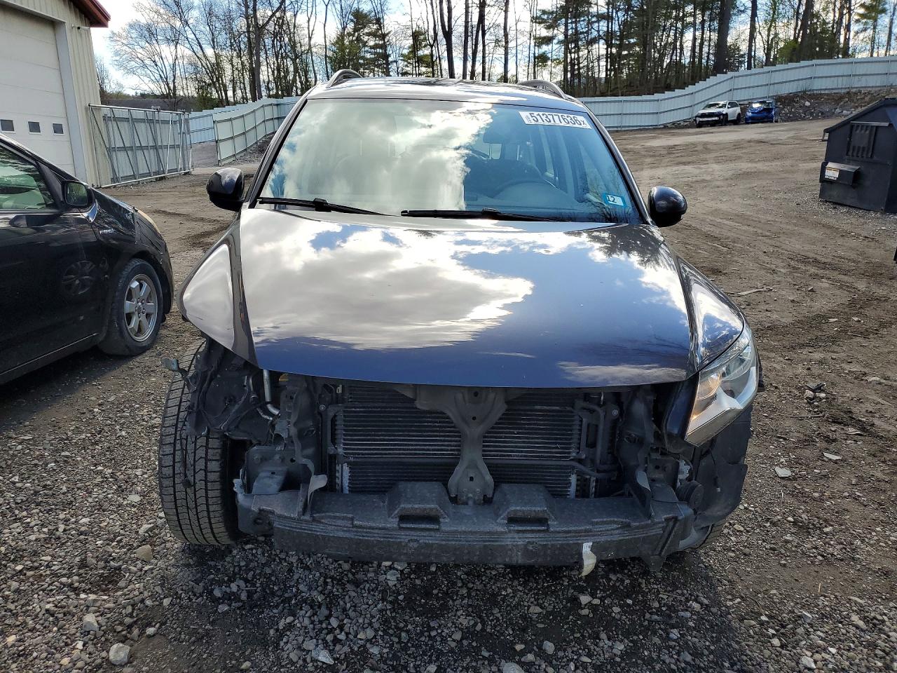 2016 VOLKSWAGEN TIGUAN