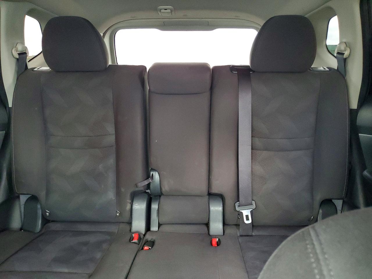 2016 NISSAN ROGUE