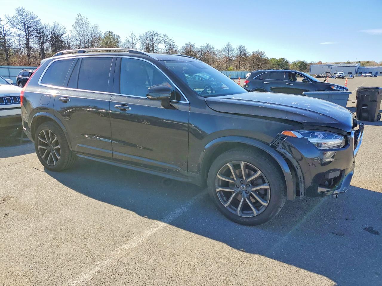 2019 VOLVO XC90