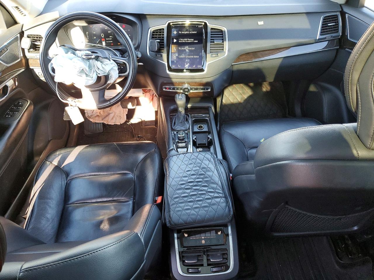 2019 VOLVO XC90