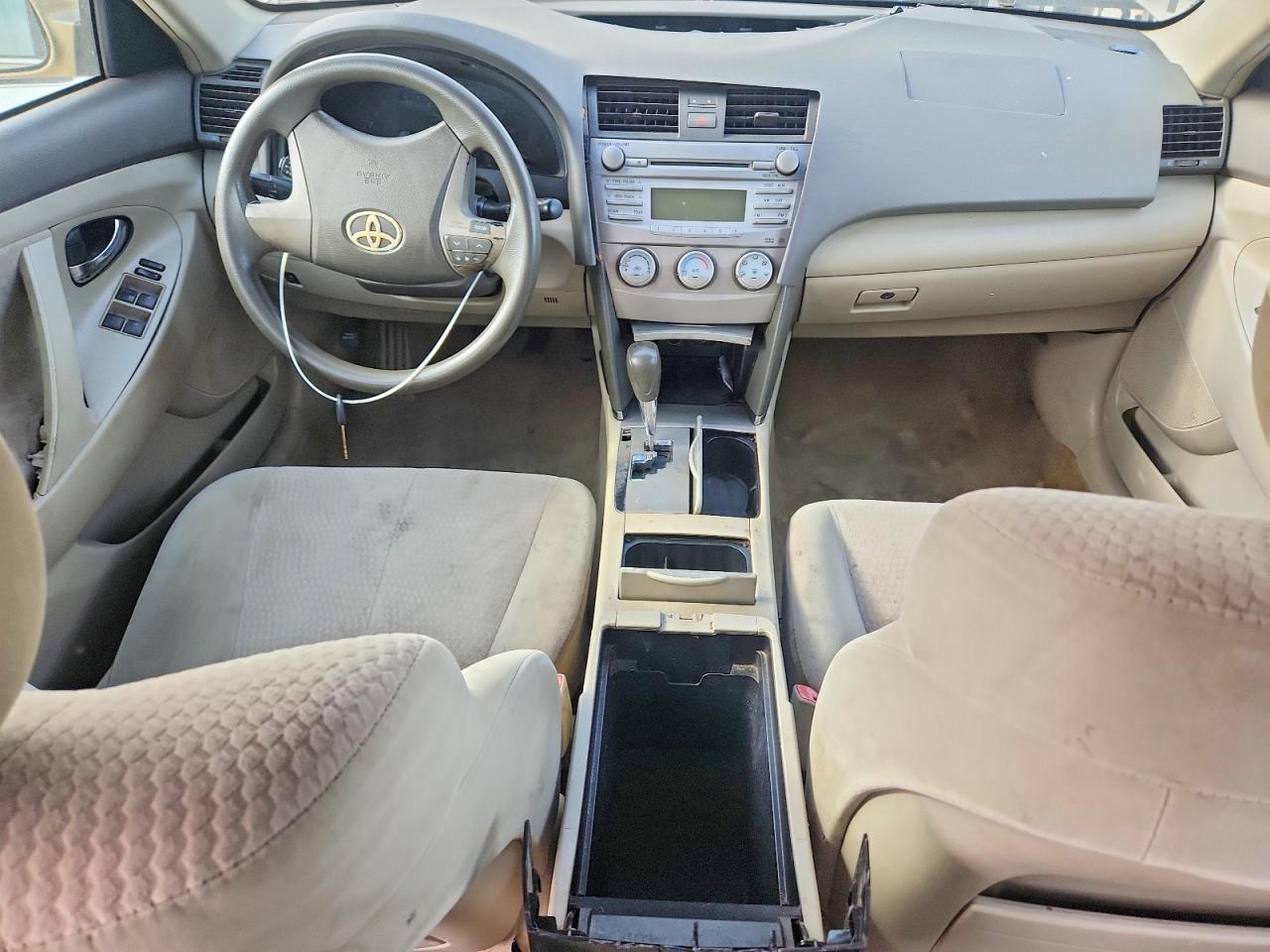 2011 TOYOTA CAMRY