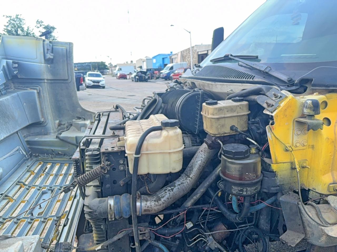 2004 GMC C/K/R5500