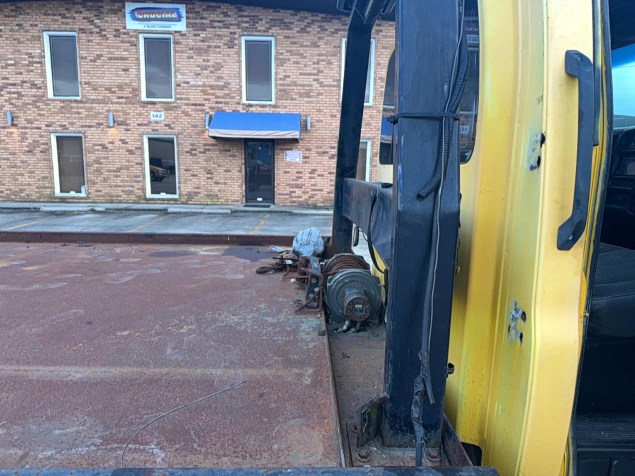 2004 GMC C/K/R5500