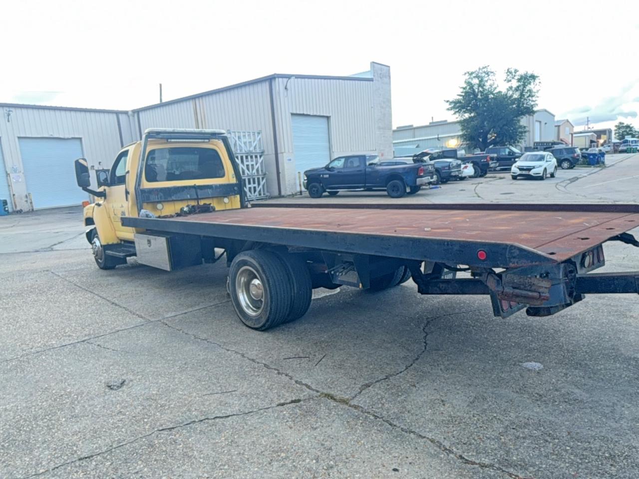 2004 GMC C/K/R5500