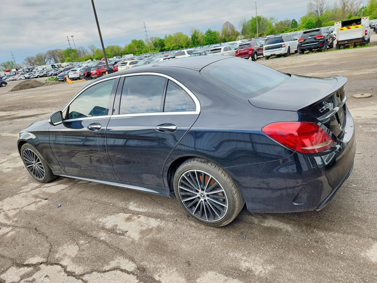 2015 MERCEDES-BENZ C-CLASS