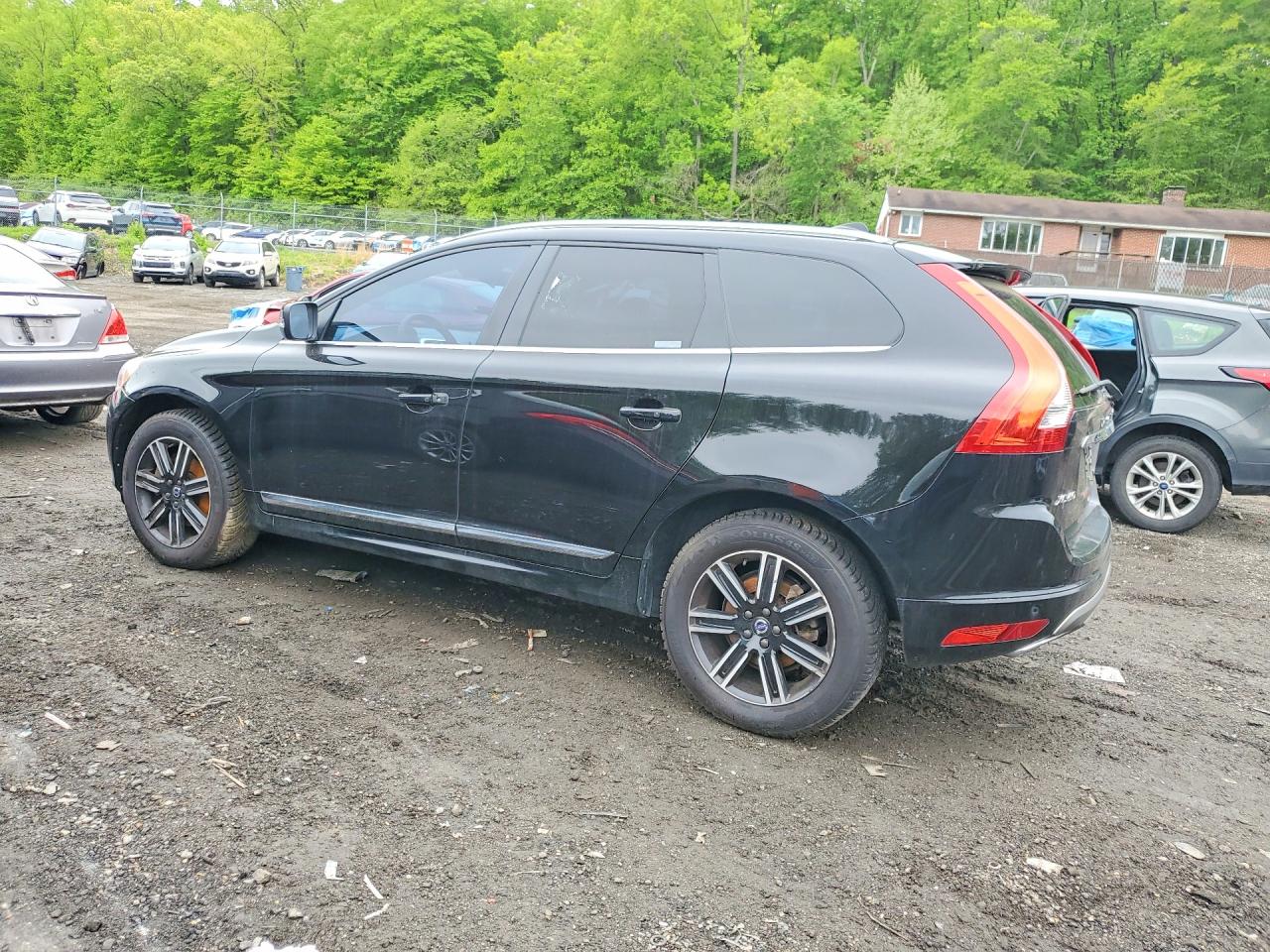 2017 VOLVO XC60