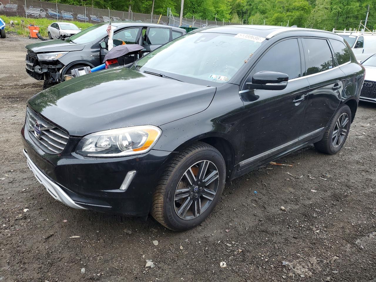 2017 VOLVO XC60