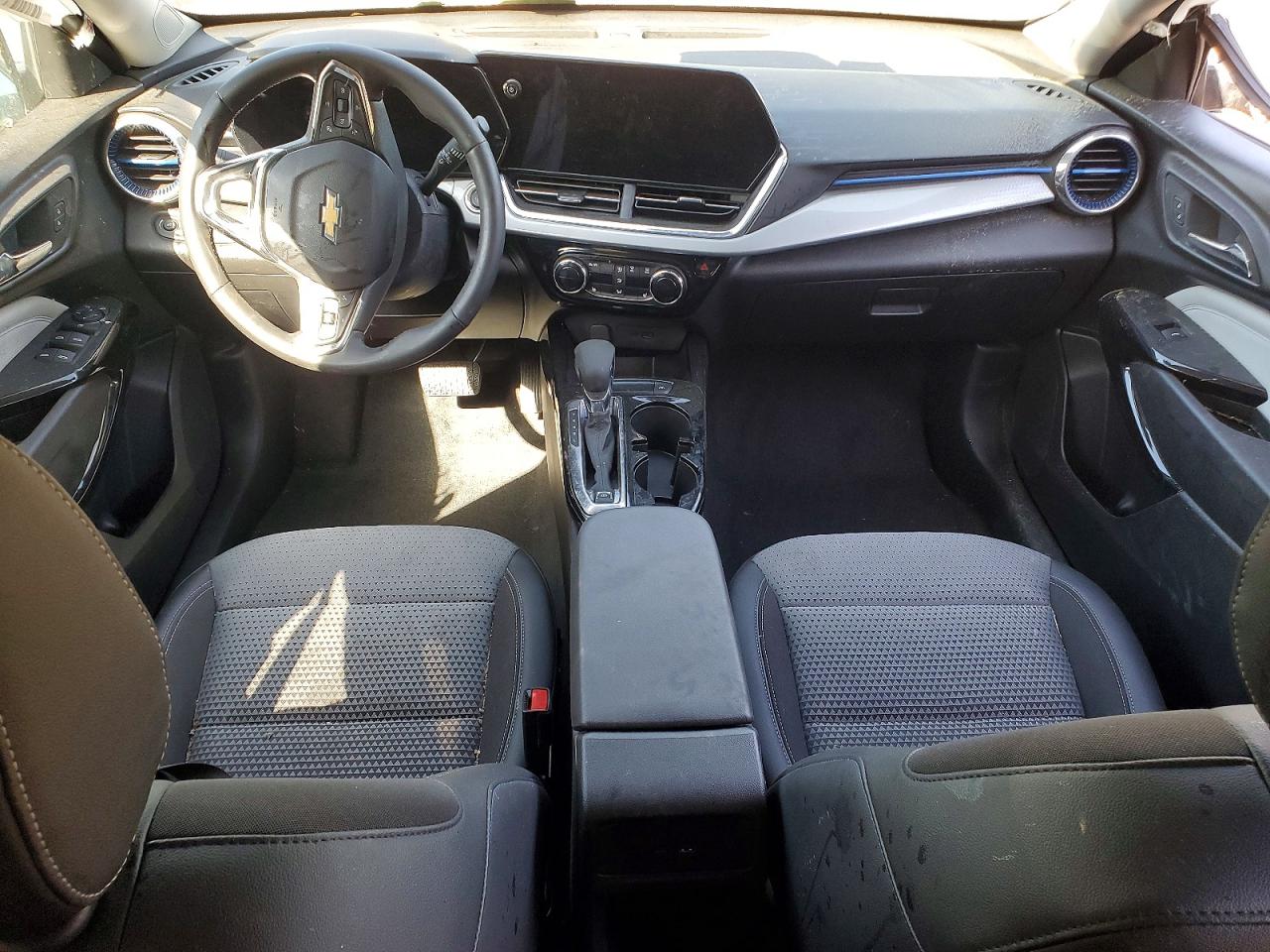 2025 CHEVROLET TRAX