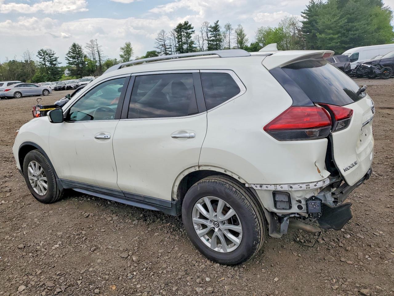 2018 NISSAN ROGUE