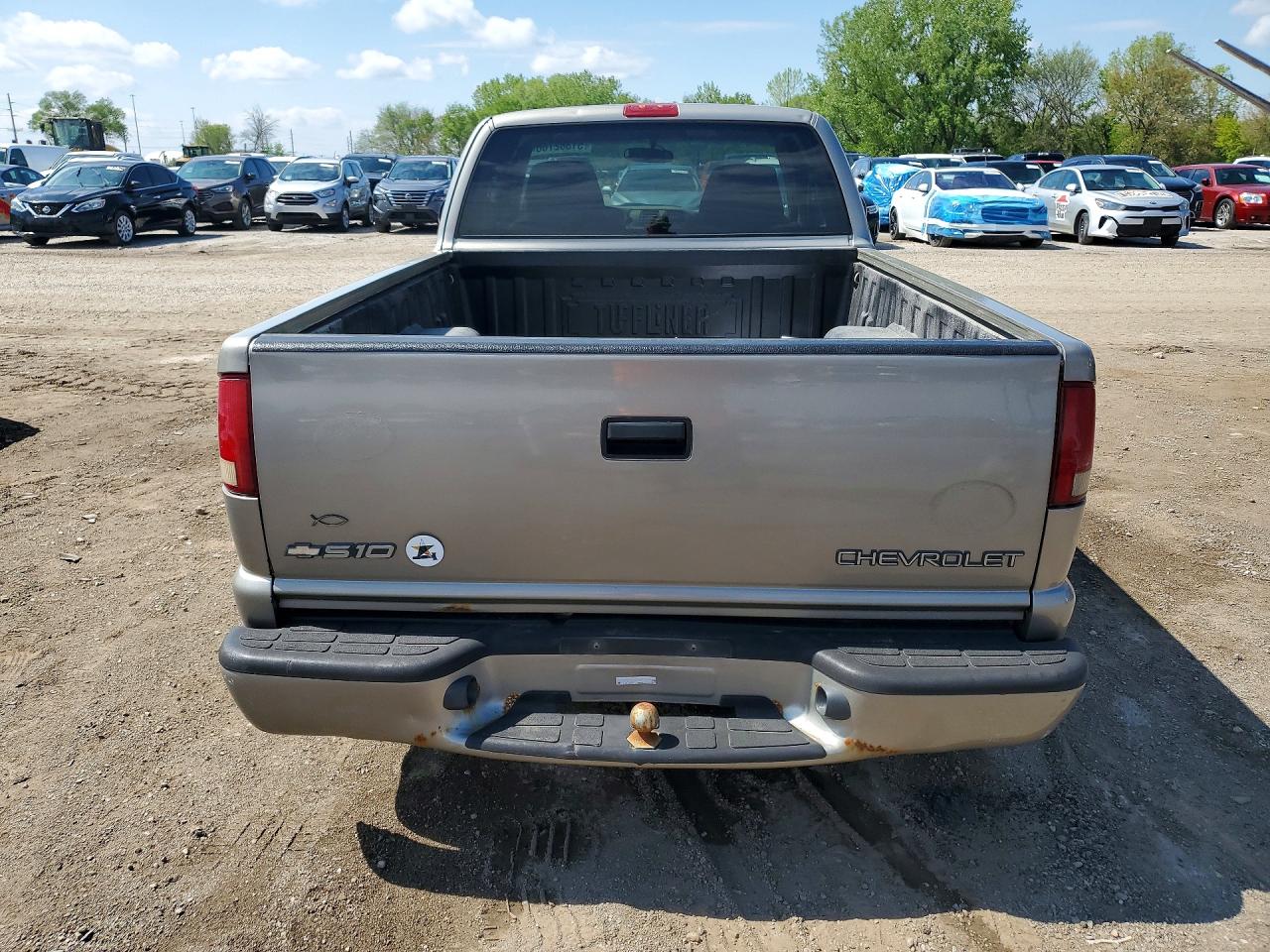 2002 CHEVROLET S10