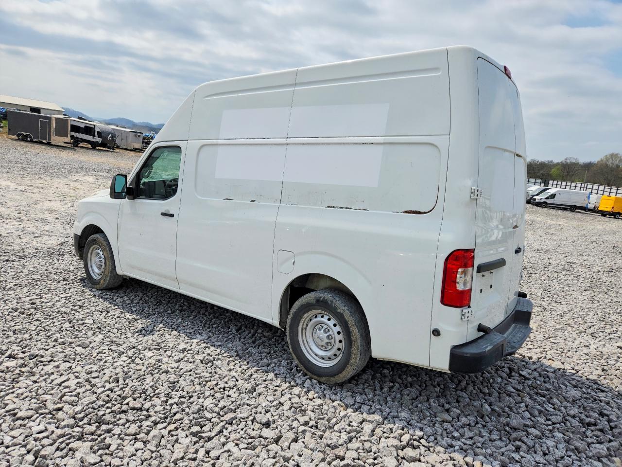2014 NISSAN NV