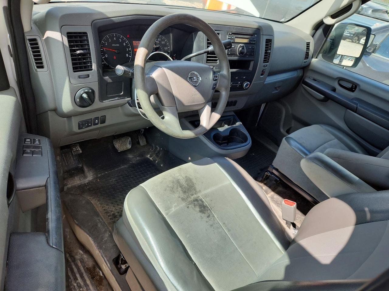 2014 NISSAN NV