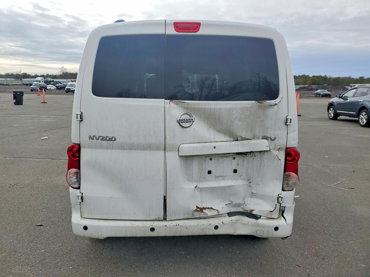 2021 NISSAN NV200 UNK