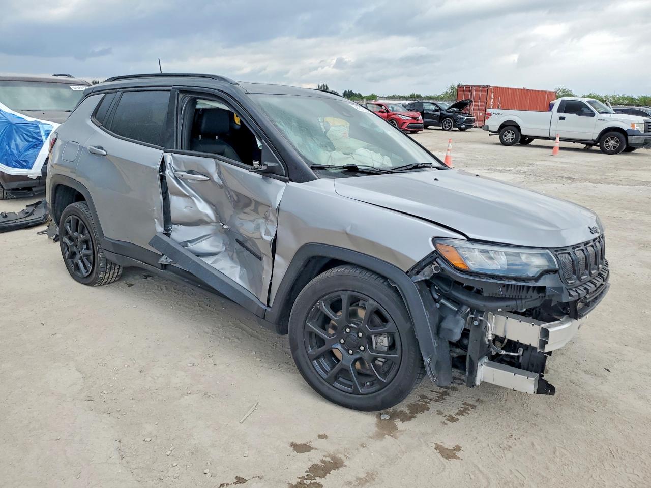 2022 JEEP COMPASS