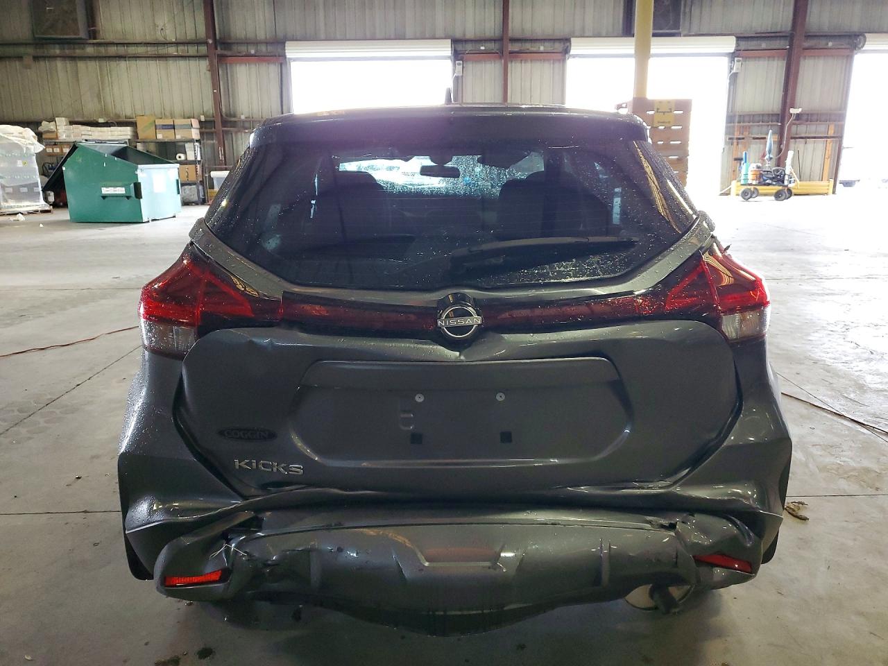 2024 NISSAN KICKS