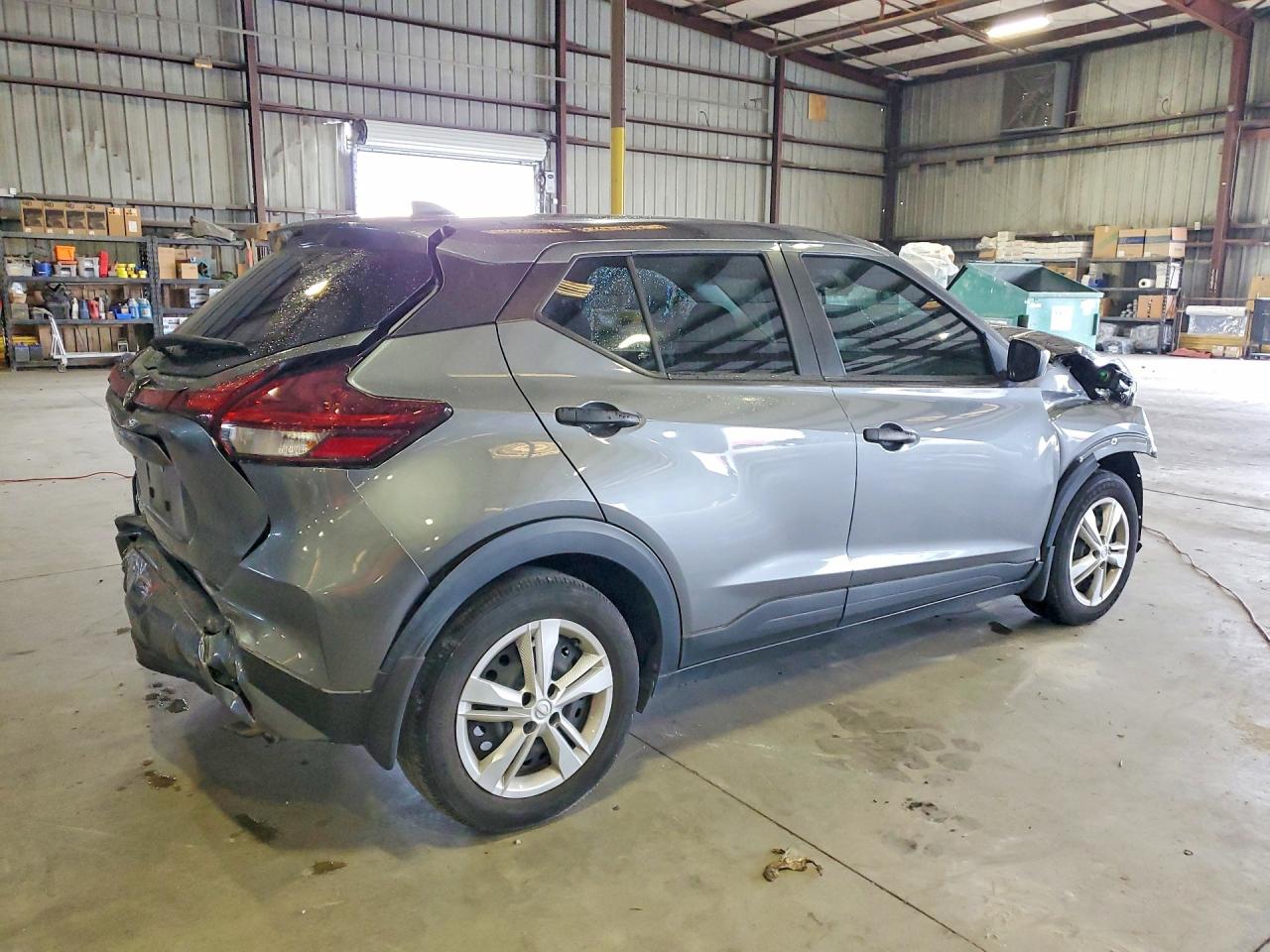 2024 NISSAN KICKS