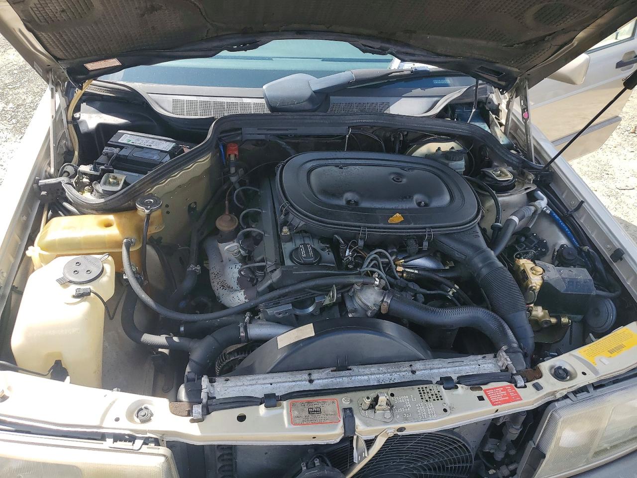 1993 MERCEDES-BENZ 190-CLASS