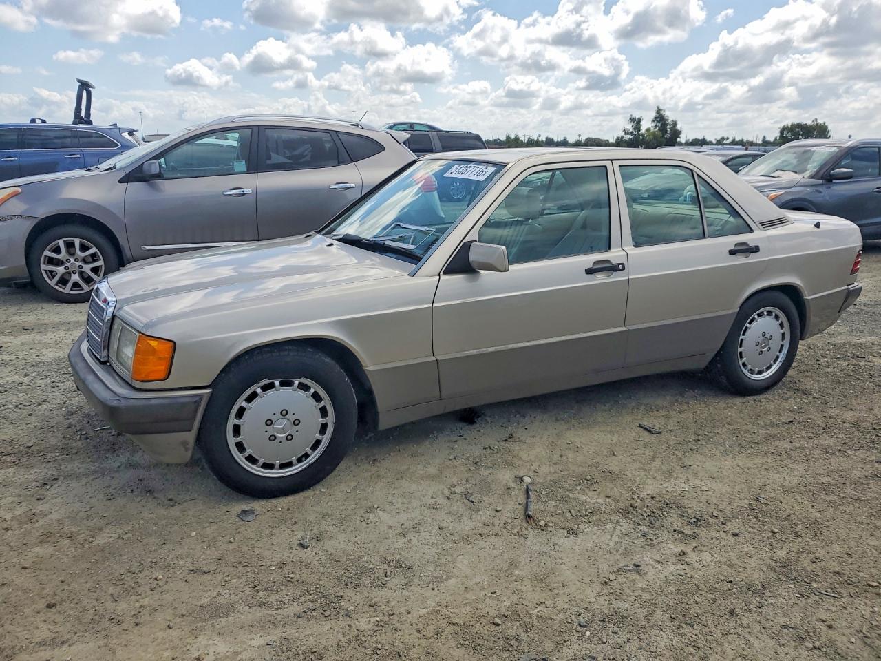 1993 MERCEDES-BENZ 190-CLASS