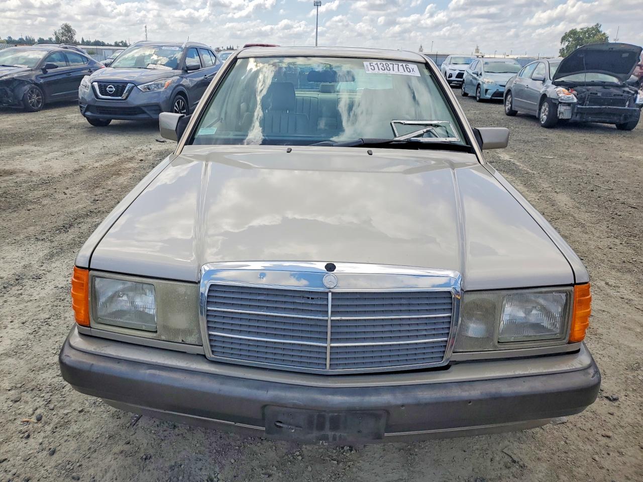 1993 MERCEDES-BENZ 190-CLASS