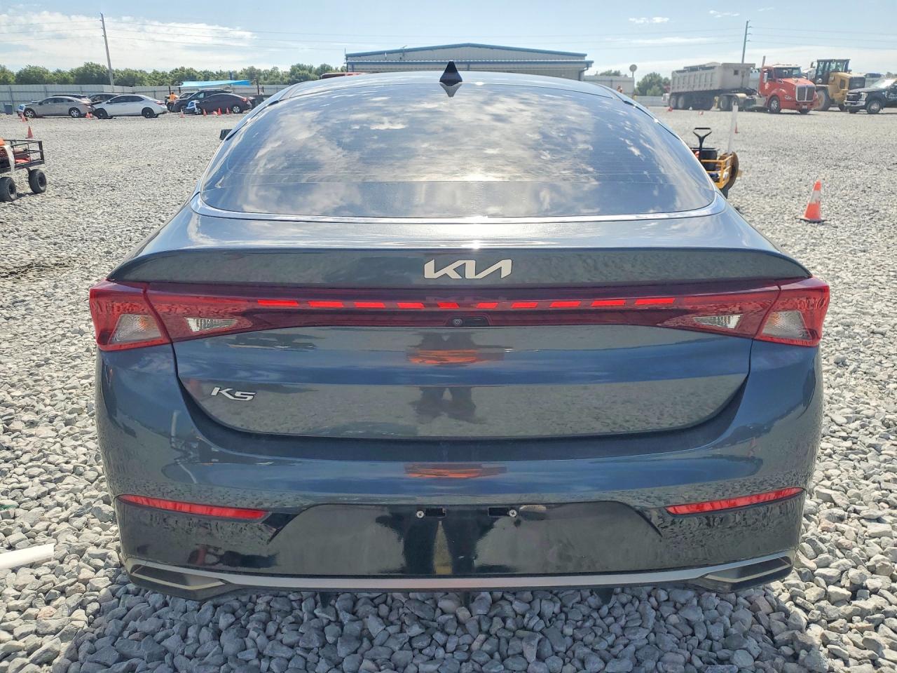 2022 KIA K5