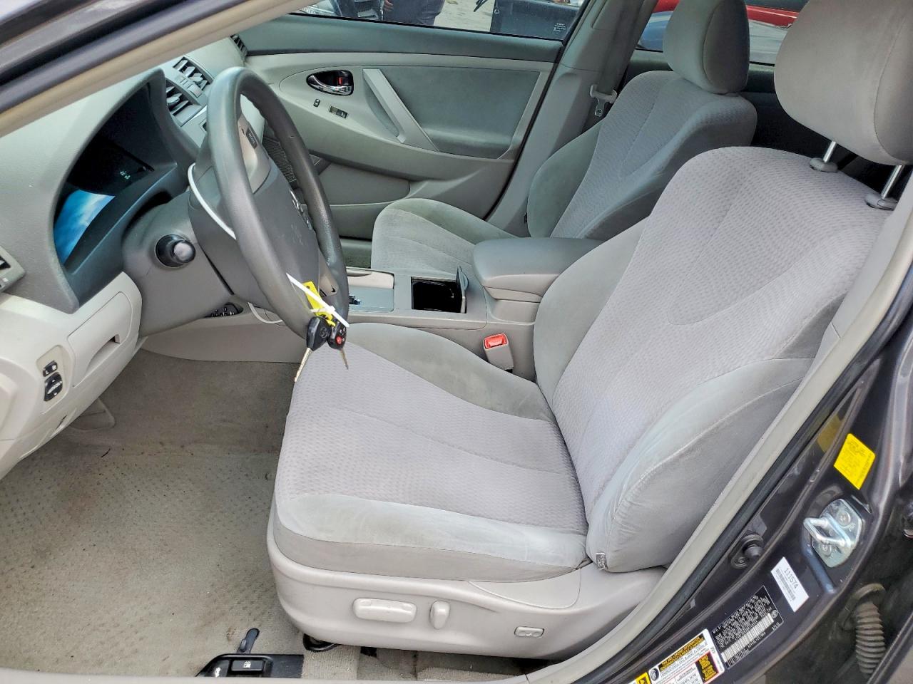 2011 TOYOTA CAMRY