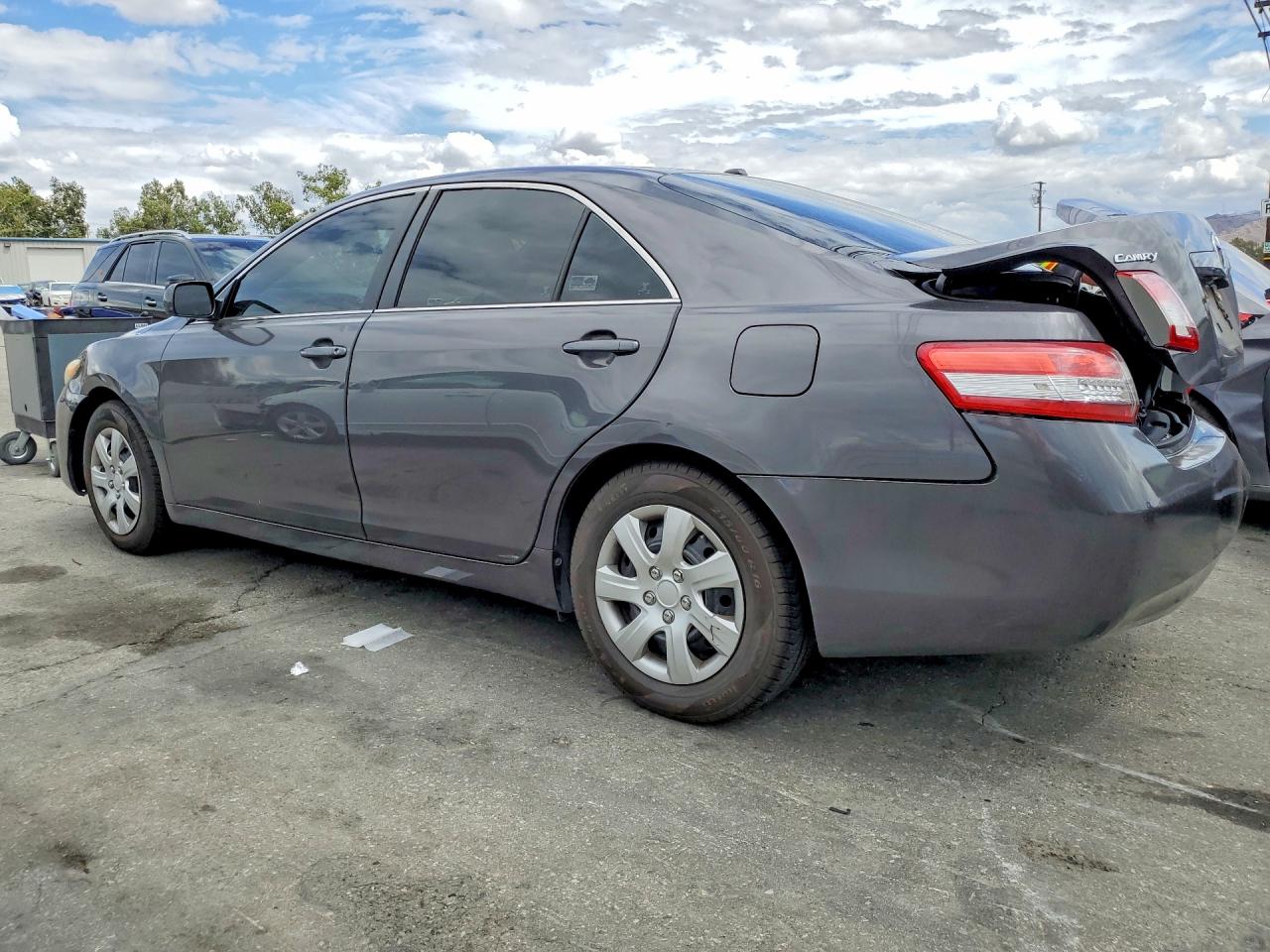 2011 TOYOTA CAMRY