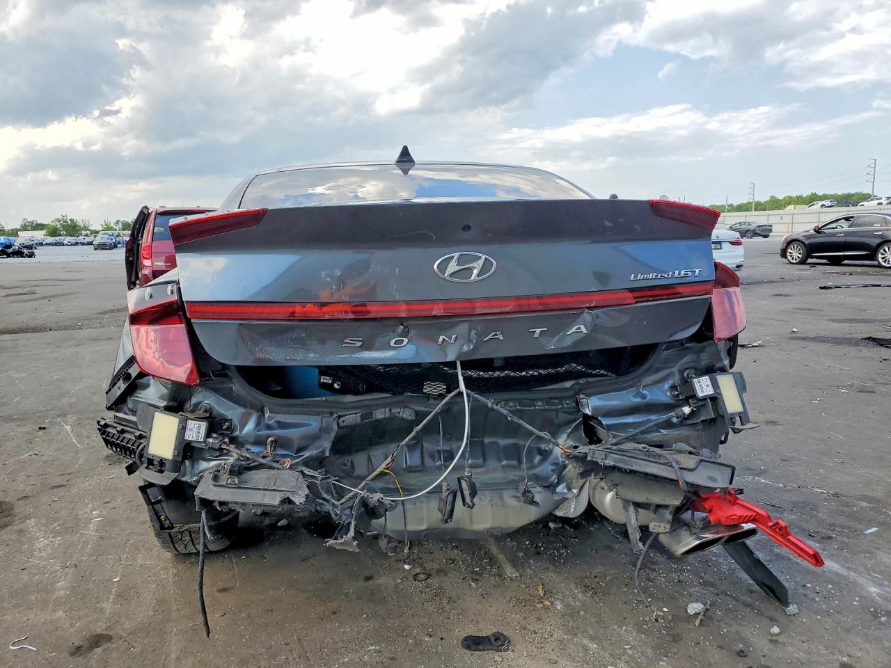 2023 HYUNDAI SONATA