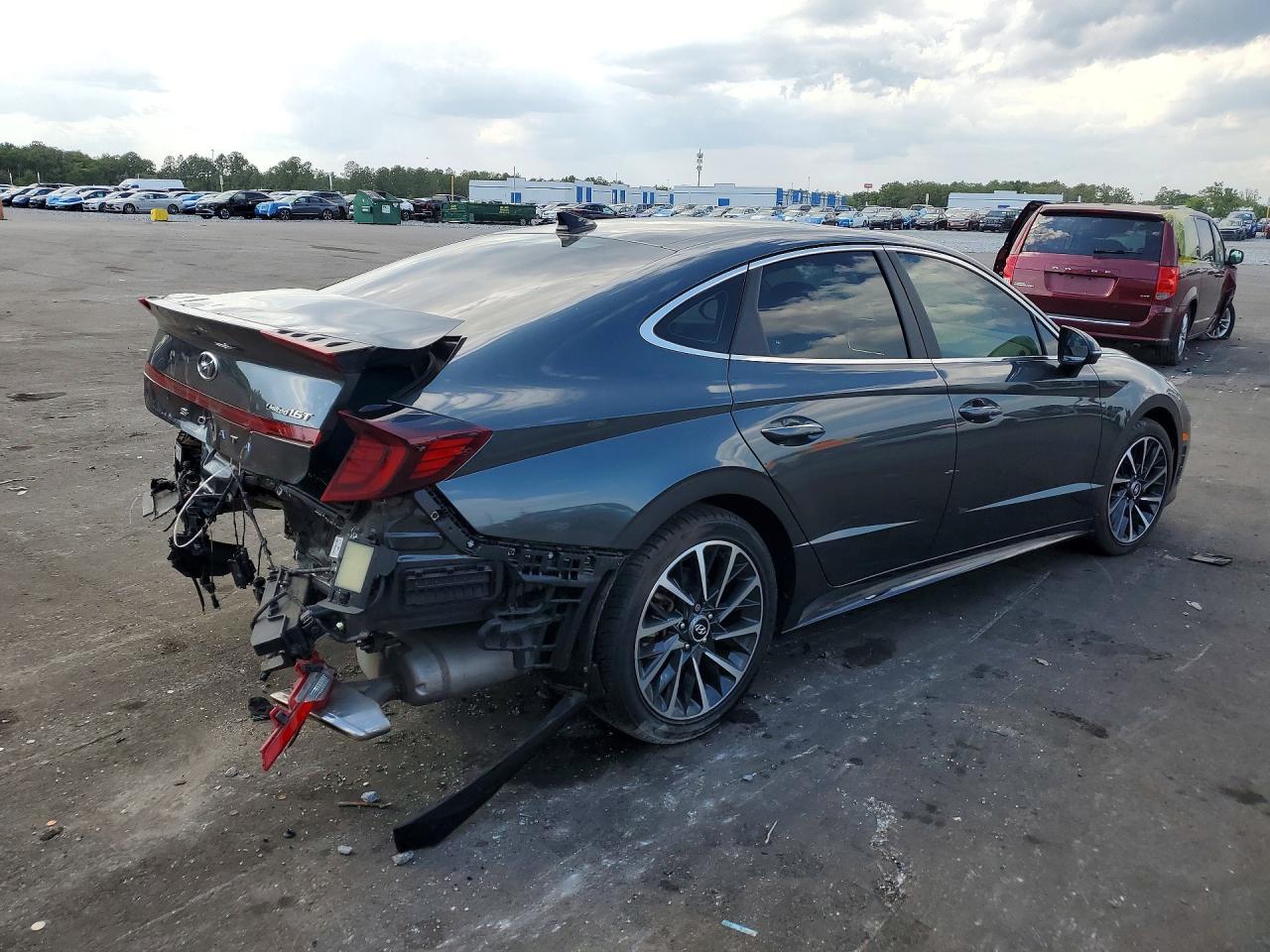 2023 HYUNDAI SONATA