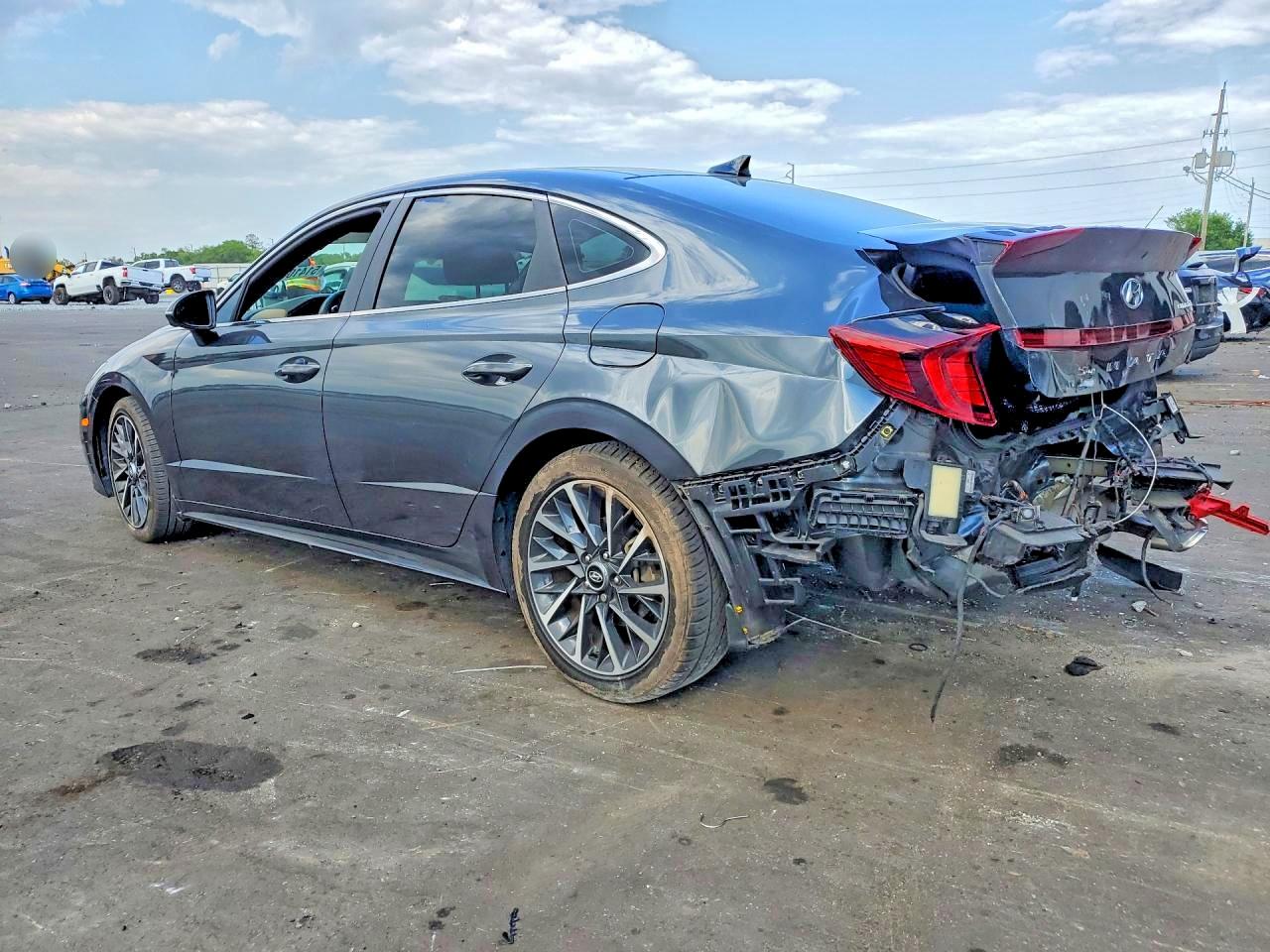 2023 HYUNDAI SONATA