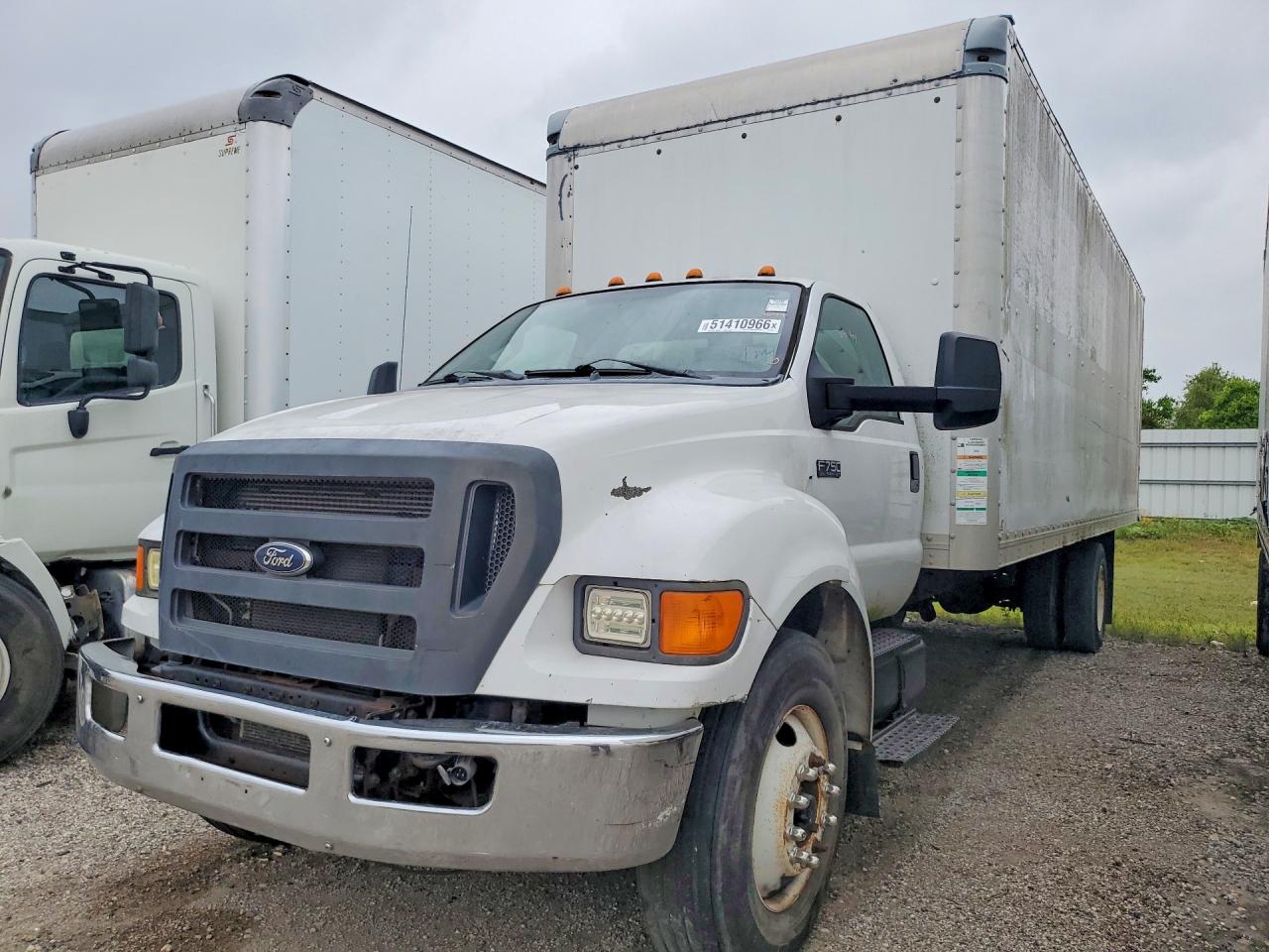 2012 FORD F750