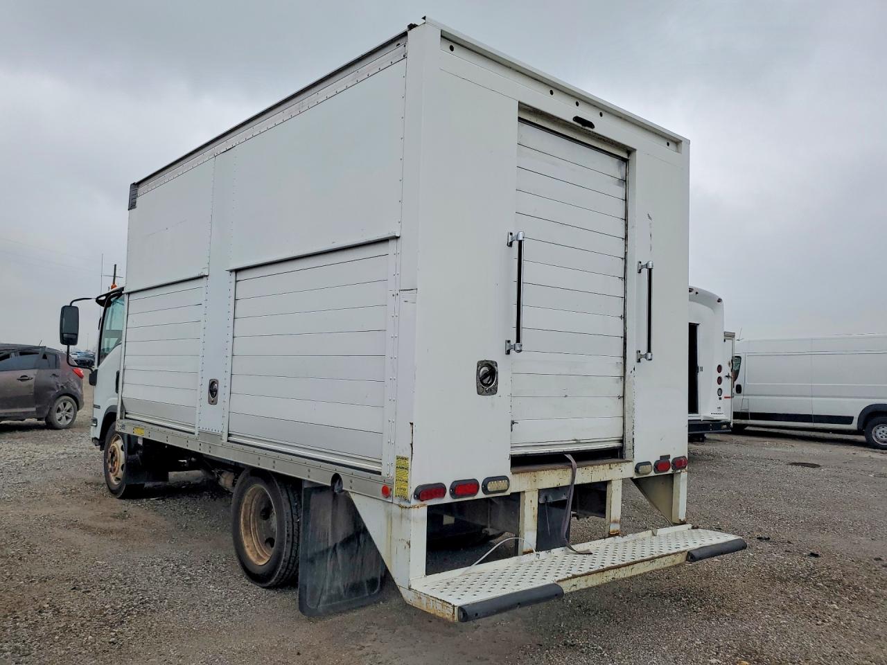 2014 ISUZU NPR