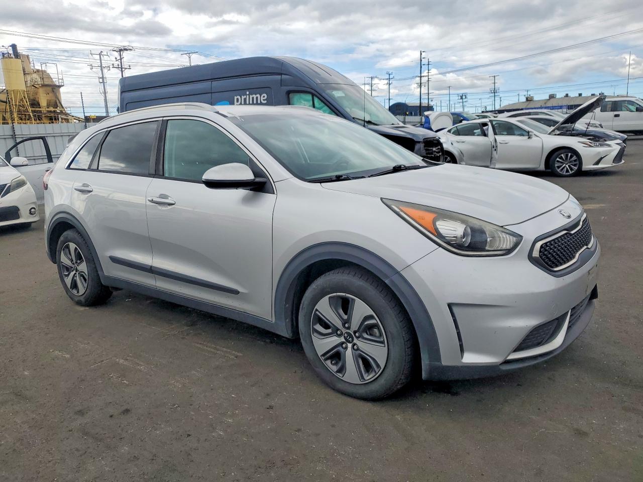 2017 KIA NIRO