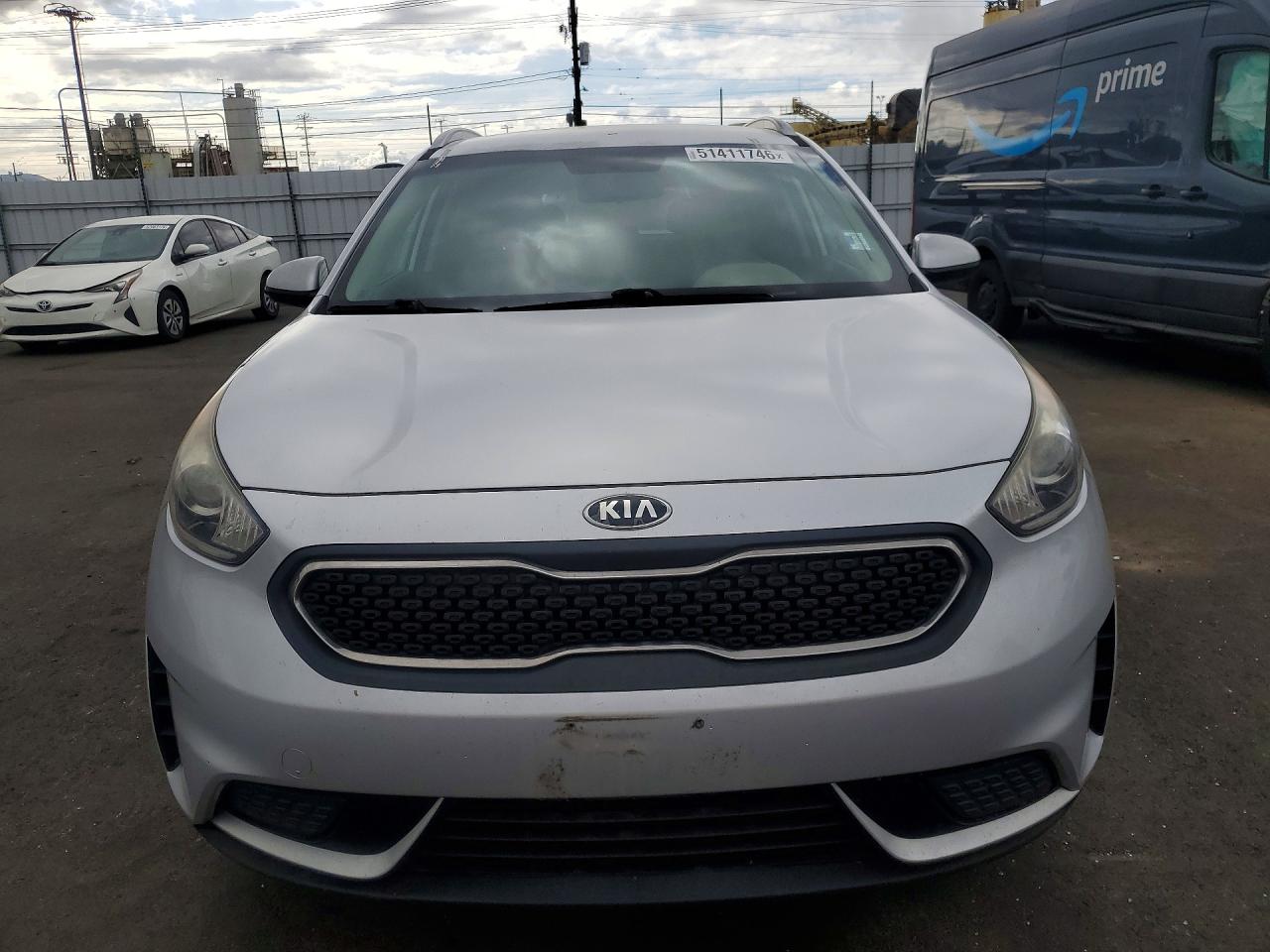 2017 KIA NIRO