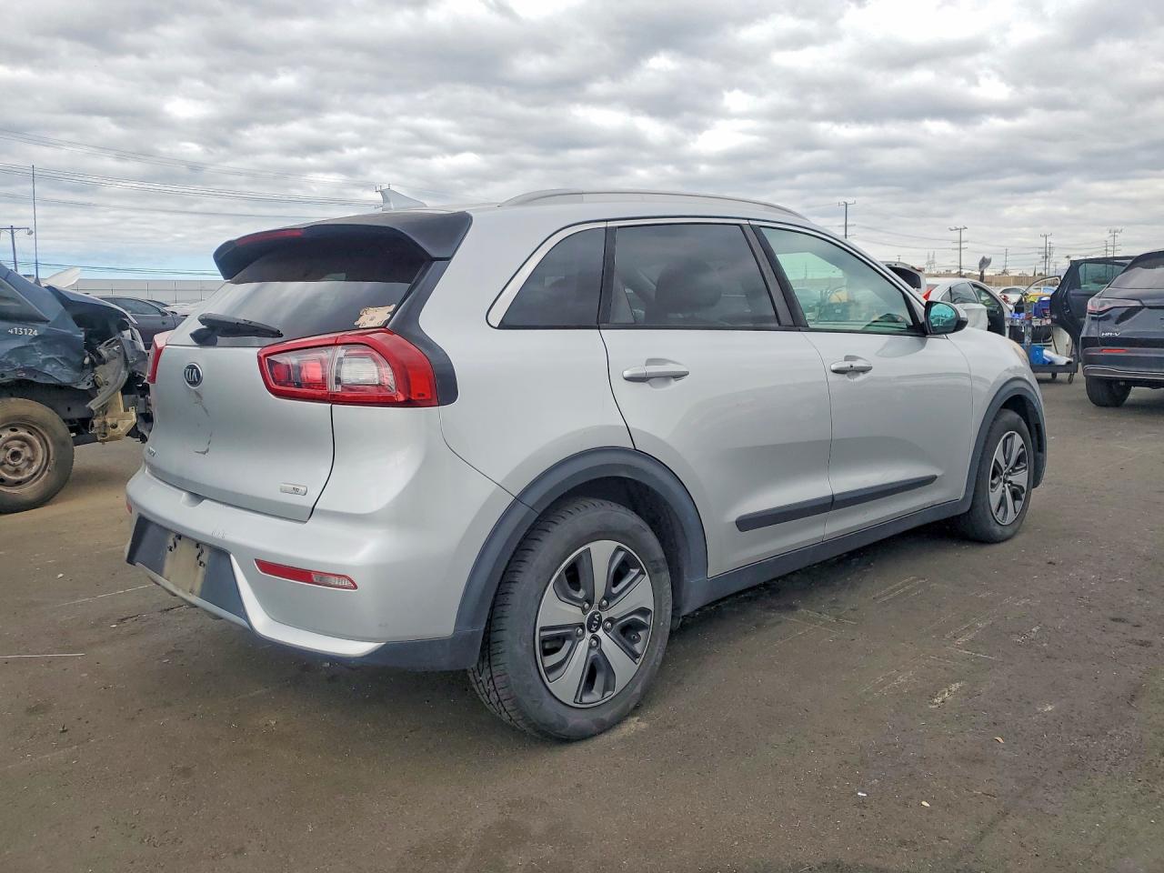2017 KIA NIRO