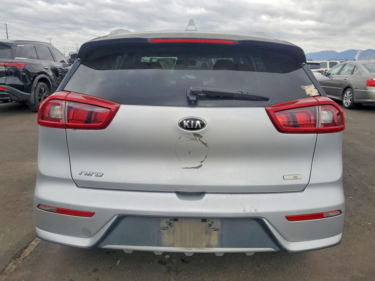 2017 KIA NIRO